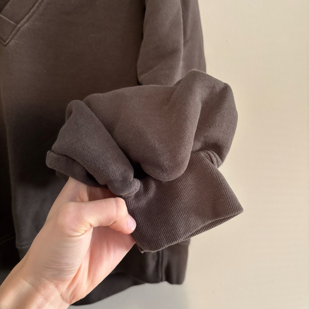 Agolde Low V Neck Crewneck - Picture 5 of 7